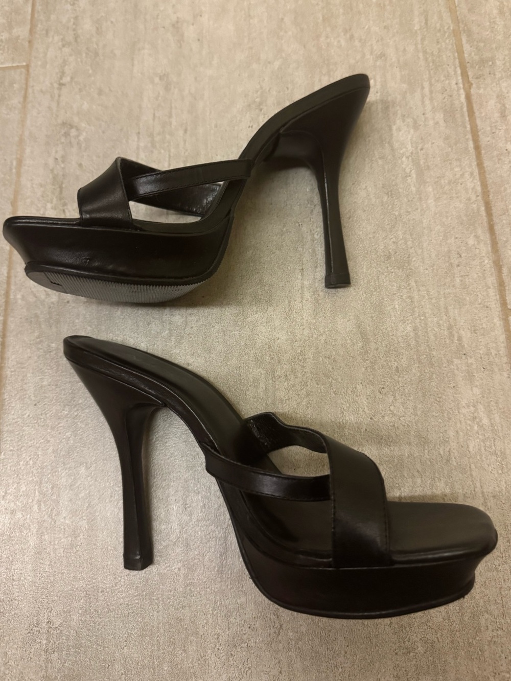 Aldo Black Platform High Heel Slide Sandals - Women's size 37 / 6.5